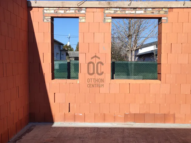 Eladó ház Budapest XVIII. kerület, Újpéteritelep 149 nm