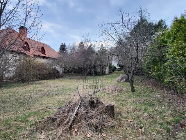 Eladó telek Solymár 986 nm