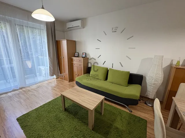 Kiadó lakás Budapest VIII. kerület, Corvin negyed 33 nm