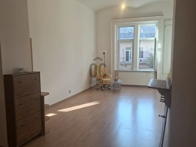 Eladó lakás Budapest IX. kerület, Belső Ferencváros, Vámház körút 80 nm
