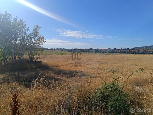 Eladó mezőgazdasági ingatlan Budakalász 5740 nm