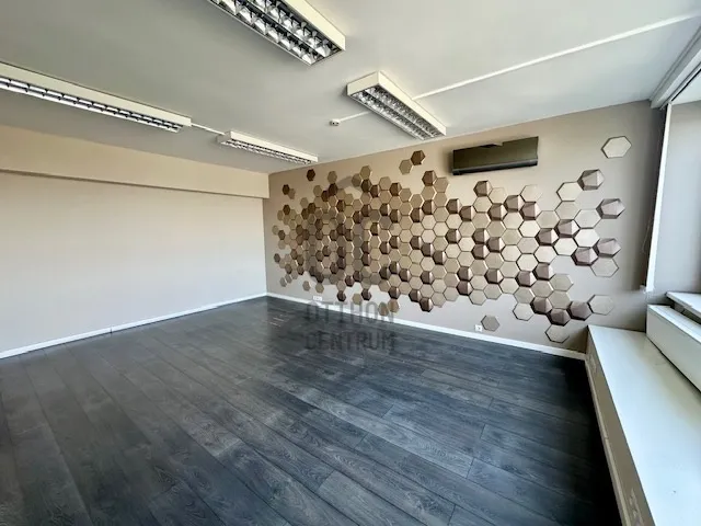 Kiadó kereskedelmi és ipari ingatlan Budapest XXI. kerület, Szigetcsúcs 1394 nm