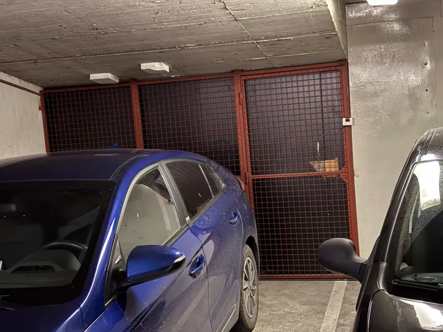 Eladó garázs Budapest XIII. kerület, Angyalföld 15 nm