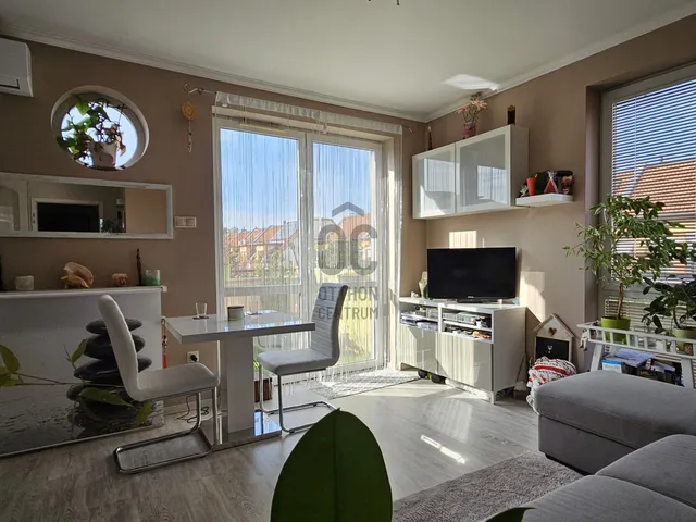 Eladó lakás Budapest XVI. kerület, Árpádföld 52 nm