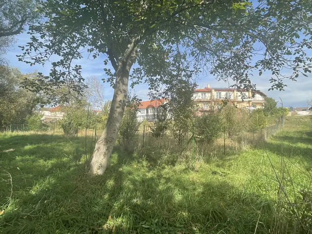 Eladó telek Csopak 1235 nm