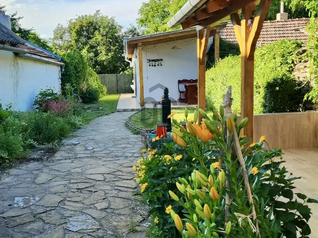 Eladó ház Hegymagas 93 nm