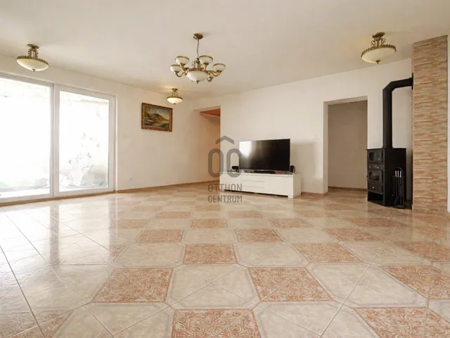 Eladó ház Diósd 388 nm