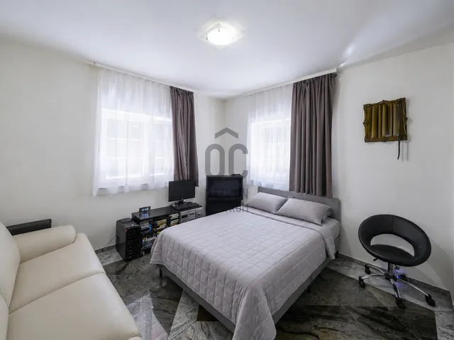 Eladó ház Budapest III. kerület, Remetehegy 204 nm
