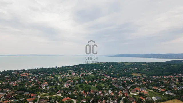 Eladó telek Balatonkenese 900 nm