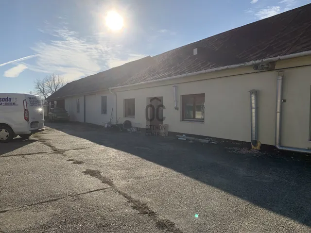 Eladó kereskedelmi és ipari ingatlan Kehidakustány 227 nm