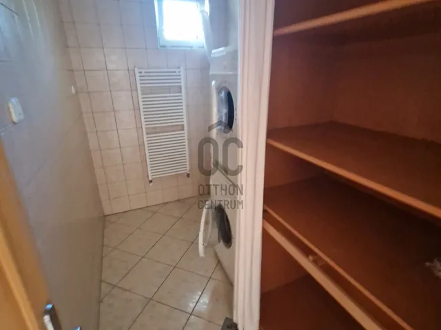 Eladó lakás Budapest XI. kerület, Péterhegy 136 nm
