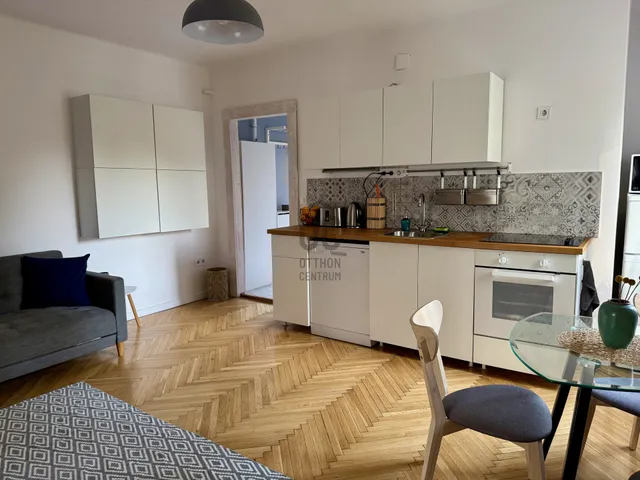 Kiadó lakás Budapest XIV. kerület, Herminamező 49 nm