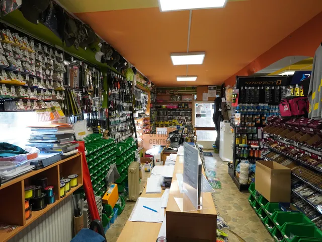 Eladó kereskedelmi és ipari ingatlan Budapest XXII. kerület, Budatétény 116 nm