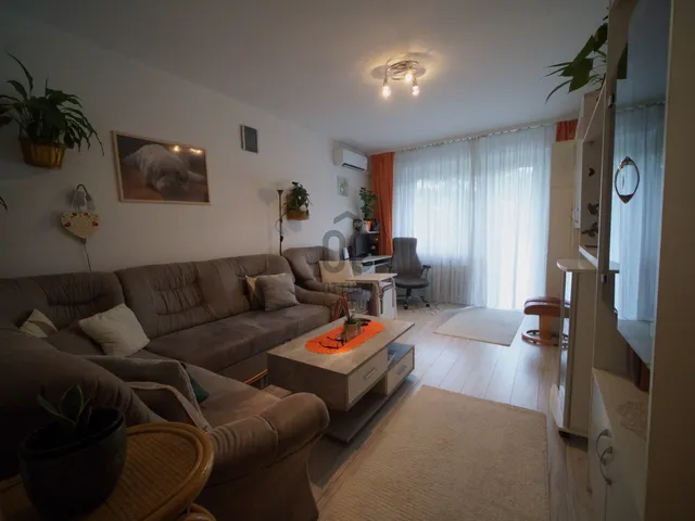 Eladó lakás Budapest III. kerület, Békásmegyer 52 nm