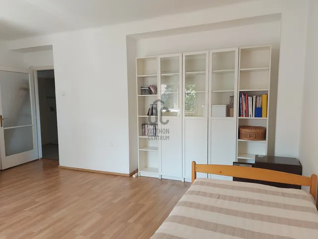 Eladó lakás Budapest XIV. kerület, Herminamező 130 nm
