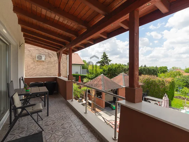 Eladó ház Csömör 240 nm