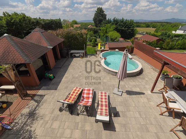 Eladó ház Csömör 240 nm