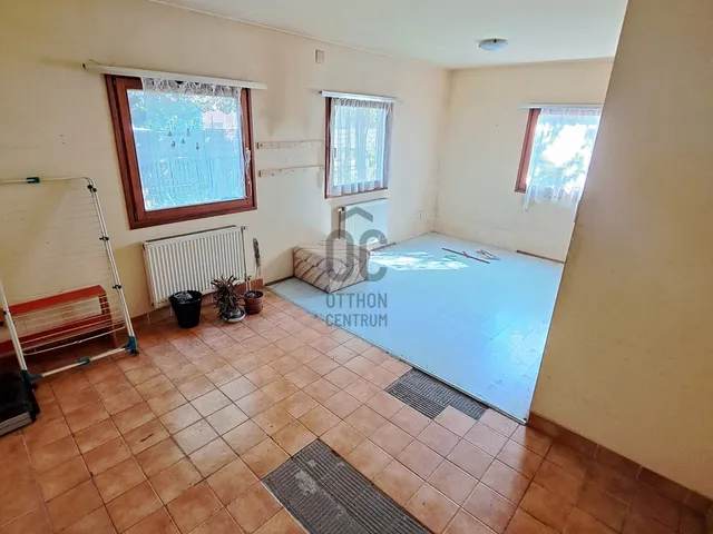 Eladó ház Budapest X. kerület, Felsőrákos 200 nm