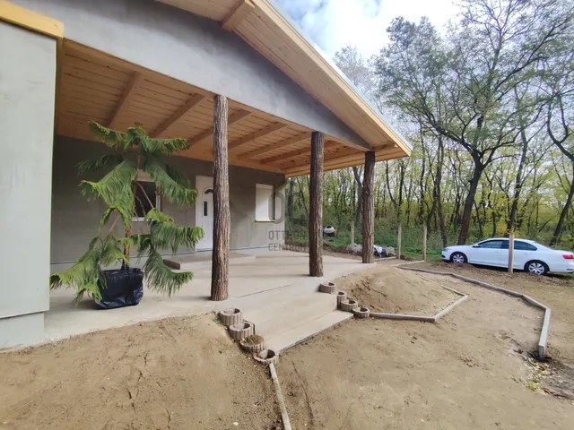 Eladó ház Gödöllő, Máriabesnyő 26 nm