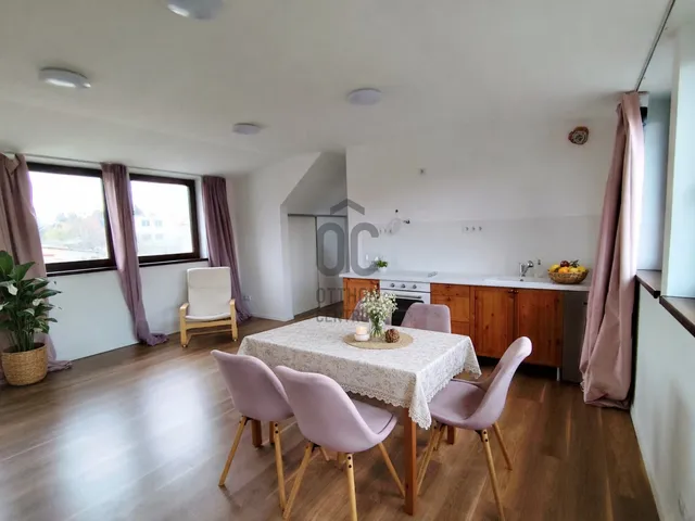 Eladó ház Budapest XVI. kerület, Rákosszentmihály 206 nm