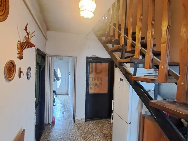 Eladó ház Budapest XVI. kerület, Sashalom 140 nm