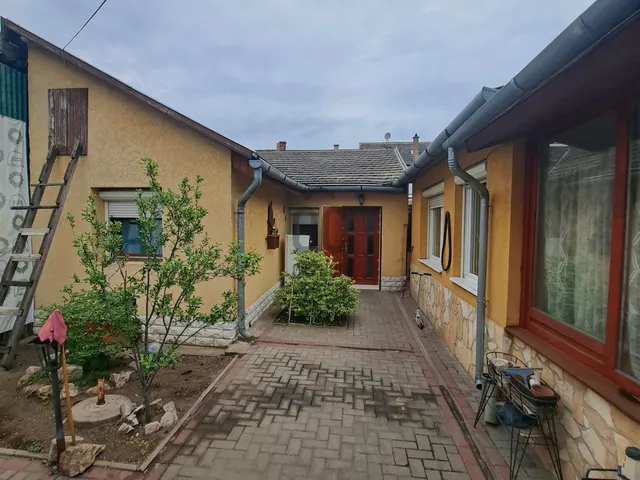 Eladó ház Budapest XX. kerület 120 nm