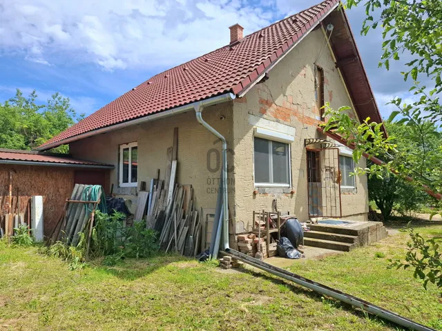 Eladó ház Tiszaszőlős 63 nm