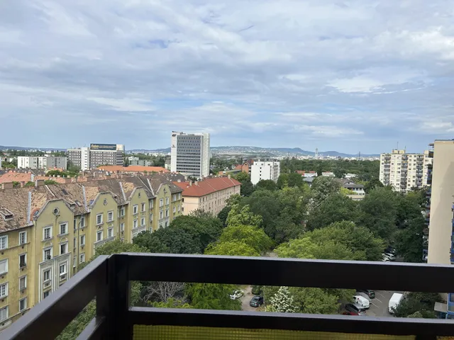 Eladó lakás Budapest X. kerület, Téglagyárdűlő 59 nm