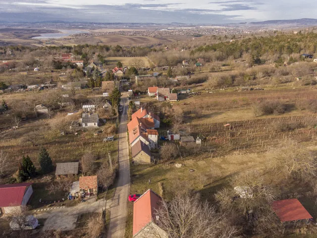 Eladó telek Biatorbágy 1507 nm