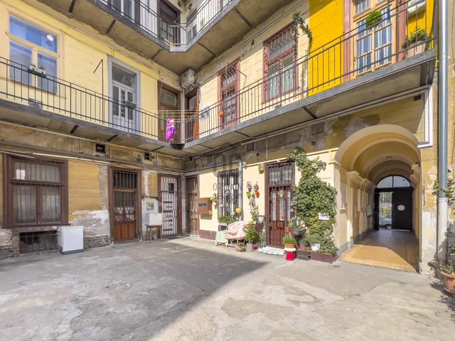 Eladó lakás Budapest VIII. kerület, Józsefváros 28 nm