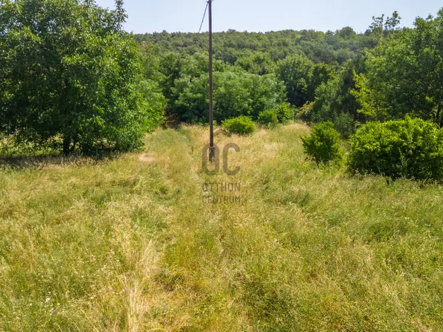 Eladó telek Páty 798 nm