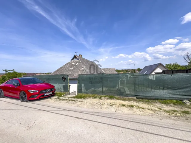 Eladó ház Etyek 67 nm