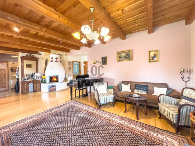 Eladó ház Páty 213 nm