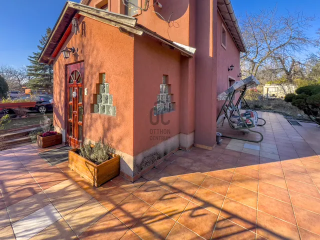 Eladó ház Sóskút 111 nm