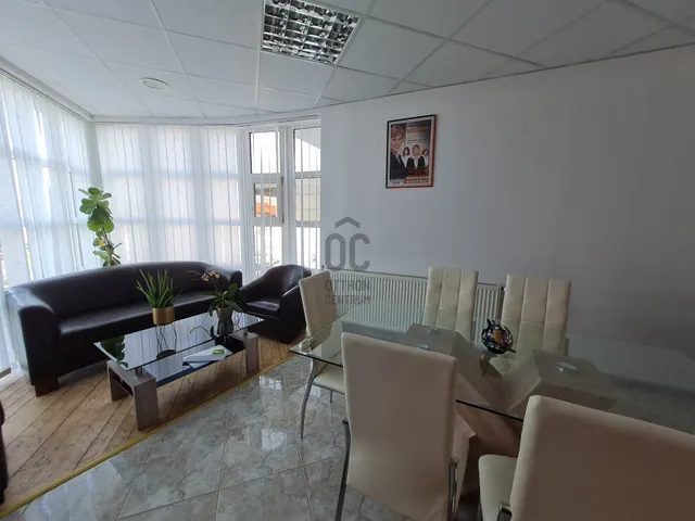 Eladó kereskedelmi és ipari ingatlan Tapolca, Belváros