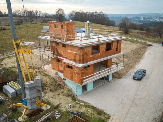 Eladó ház Keszthely, Kertváros 470 nm