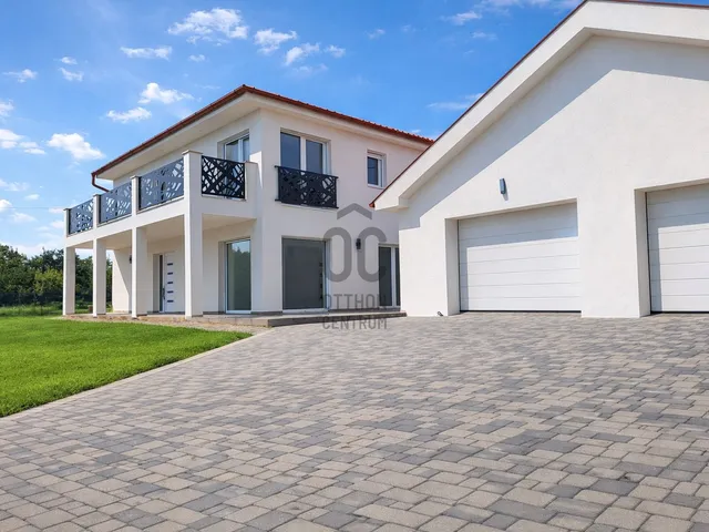 Eladó ház Cserszegtomaj 220 nm