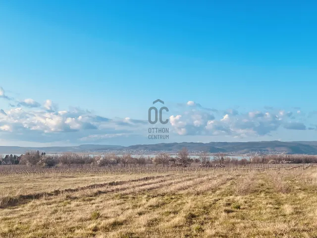 Eladó telek Balatonberény 2600 nm