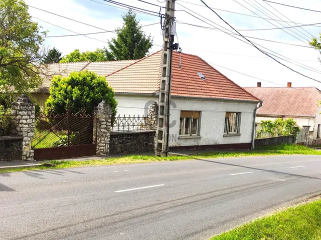 Eladó ház Bazsi 85 nm