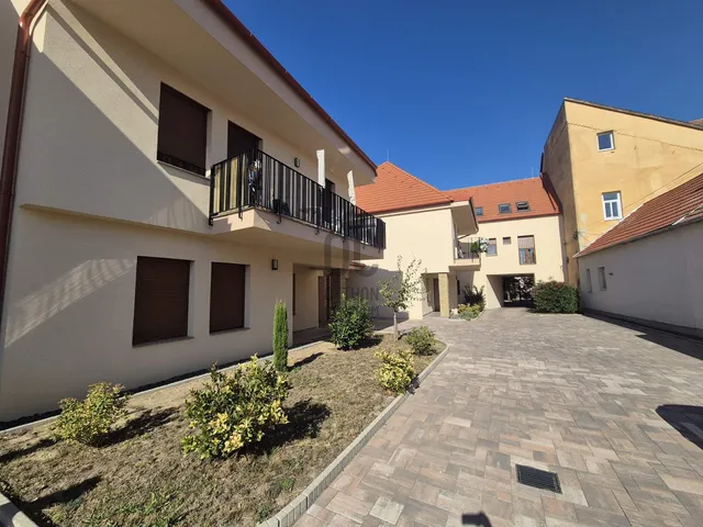 Eladó lakás Keszthely 56 nm