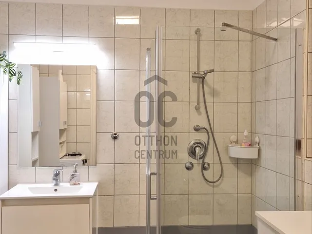 Eladó lakás Alsópáhok 54 nm