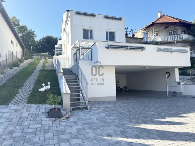 Eladó lakás Hévíz 98 nm