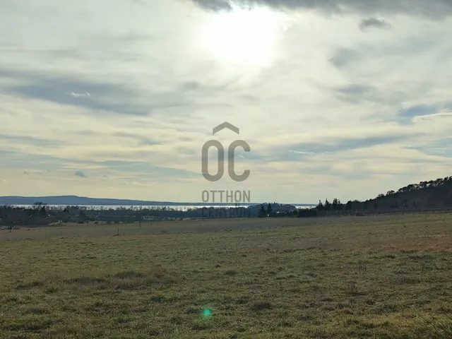 Eladó telek Balatongyörök 900 nm