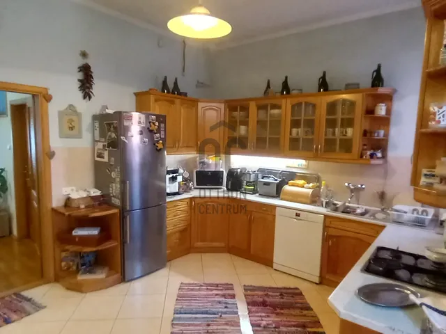 Eladó lakás Tapolca, Belváros 114 nm