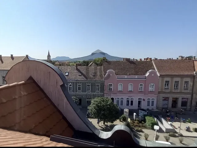 Eladó lakás Tapolca, Belváros 114 nm