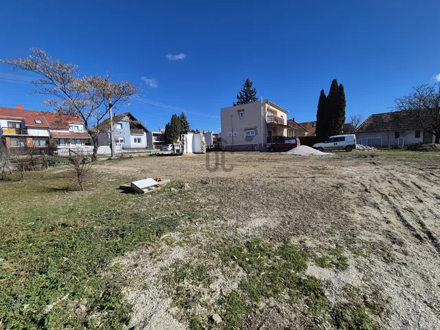 Eladó telek Gyenesdiás 929 nm