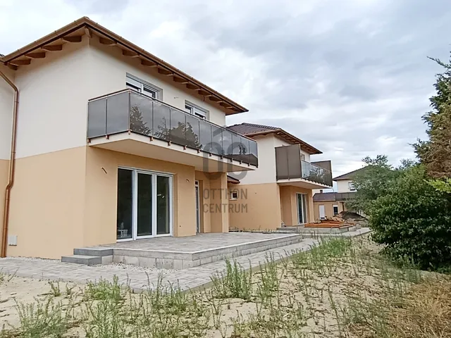 Eladó ház Keszthely, Kertváros 118 nm