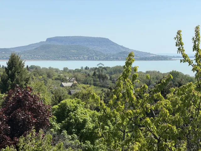 Eladó nyaraló Balatongyörök 66 nm