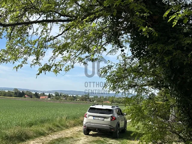 Eladó telek Balatonberény 692 nm
