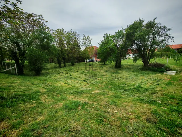 Eladó telek Gyenesdiás 807 nm